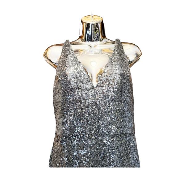 EMERALD SUNDAE Sequins Jumpsuit Silver V-Neck Sleeveless Pockets Cocktail 9 EUC - Picture 9 of 11